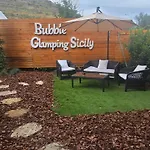 ホテル Bubble Glamping Sicily