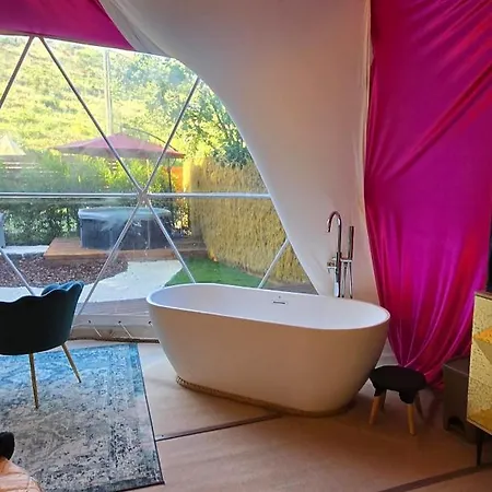 Luxe tent Bubble Glamping Sicily Catánia